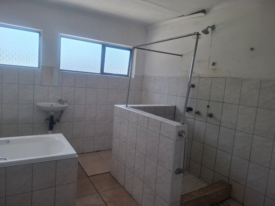 To Let  Bedroom Property for Rent in Kroonstad Central Free State